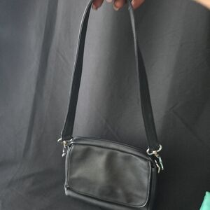 Elegant Black Leather DKNY Shoulder Bag